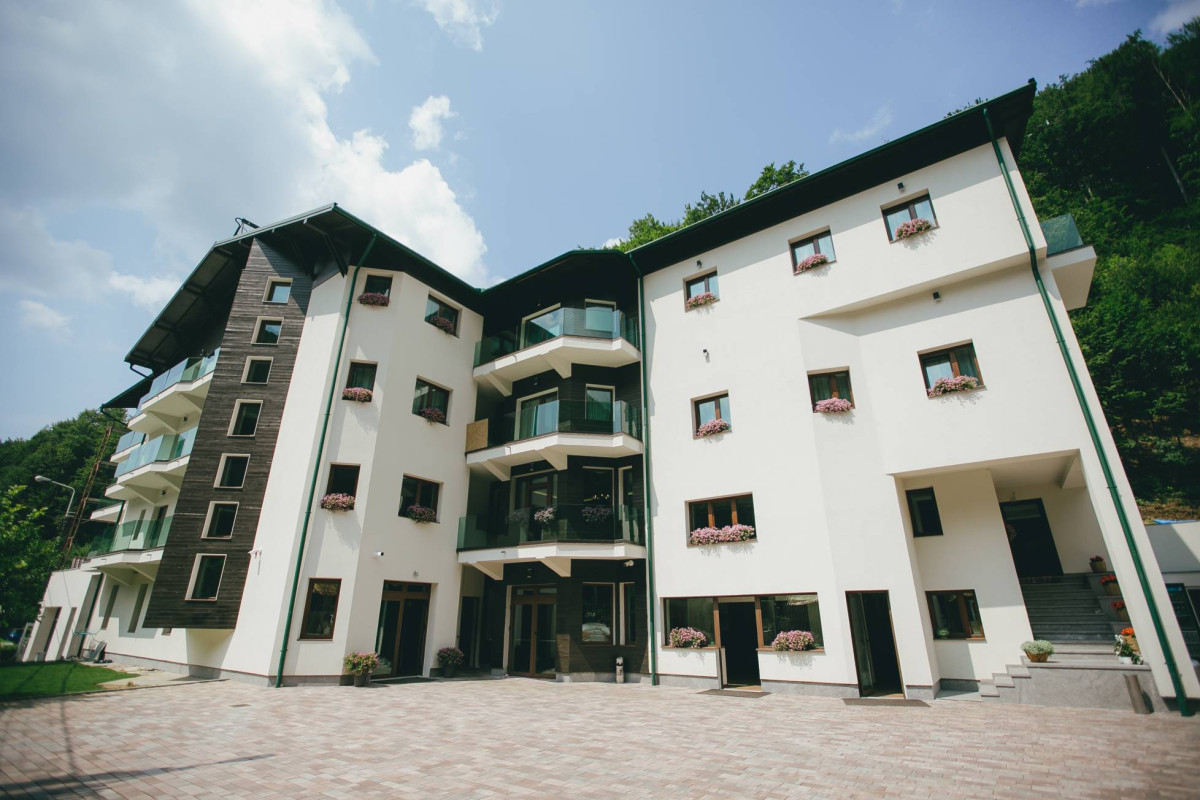 COMPLEX LOSTRITA