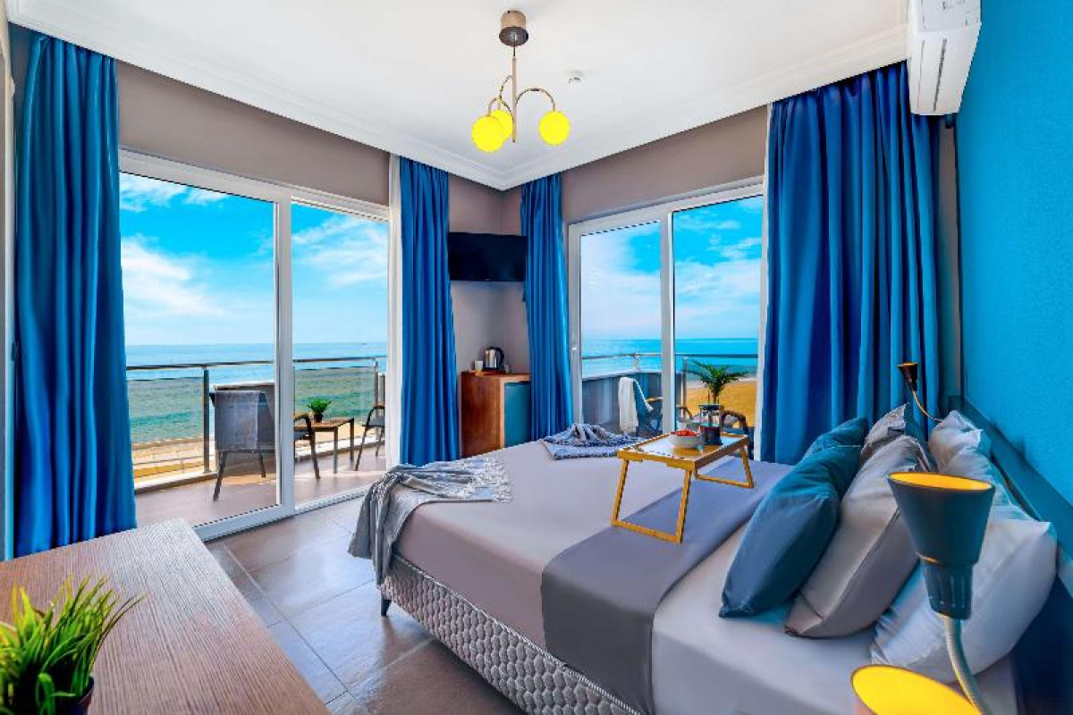 PALMİYE BEACH HOTEL