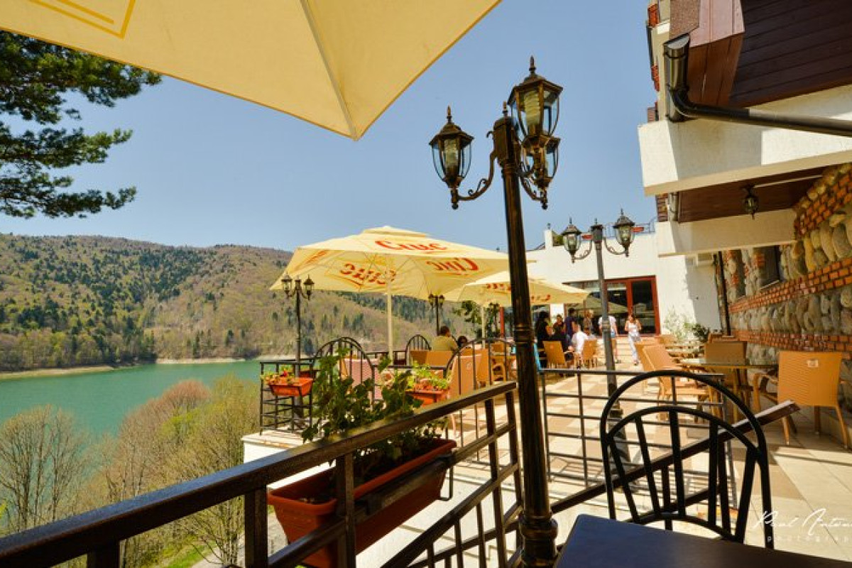 HOTEL VALEA CU PESTI