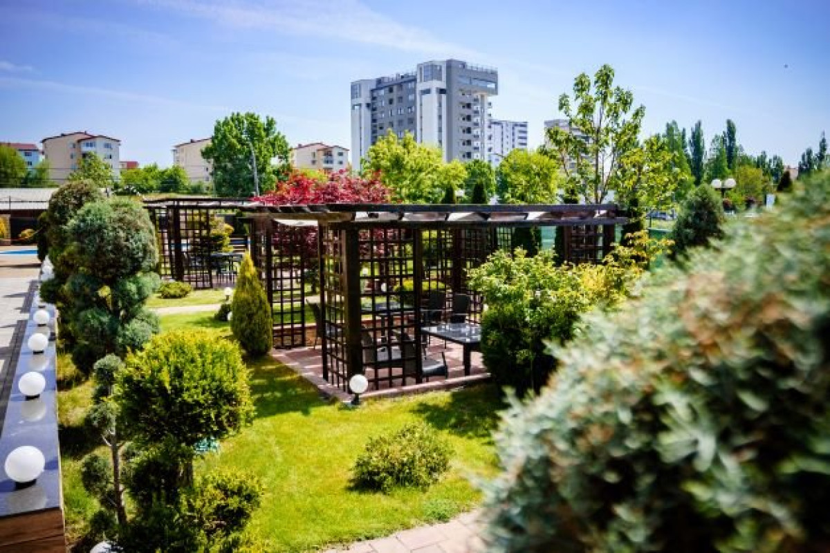 Bacolux Craiovita Hotel And Events