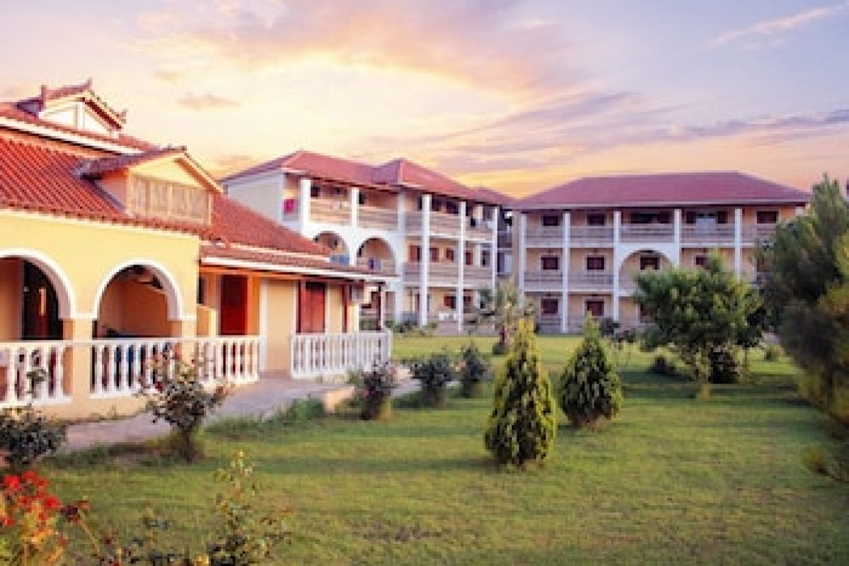 ELPIDA HOTEL