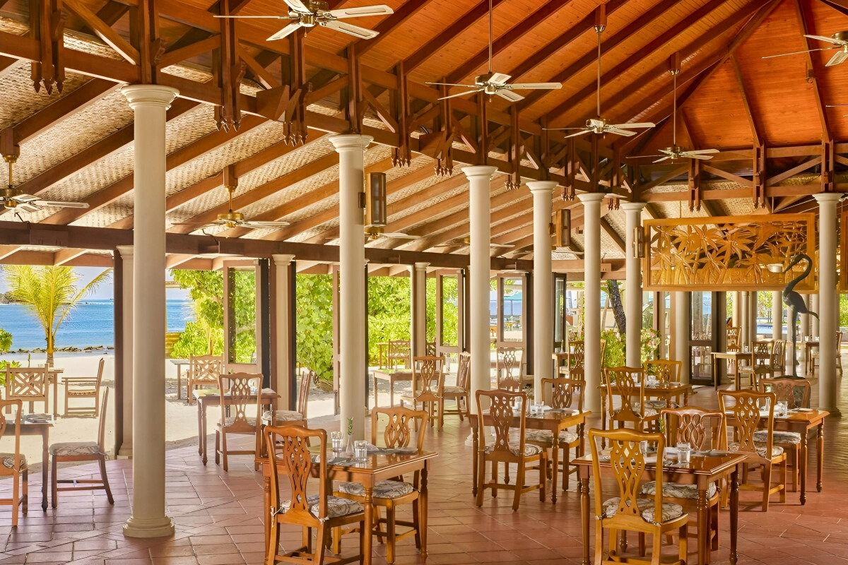 Royal Island Resort & Spa