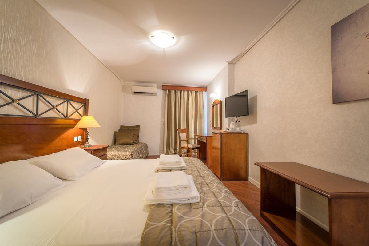 DIANA HOTEL