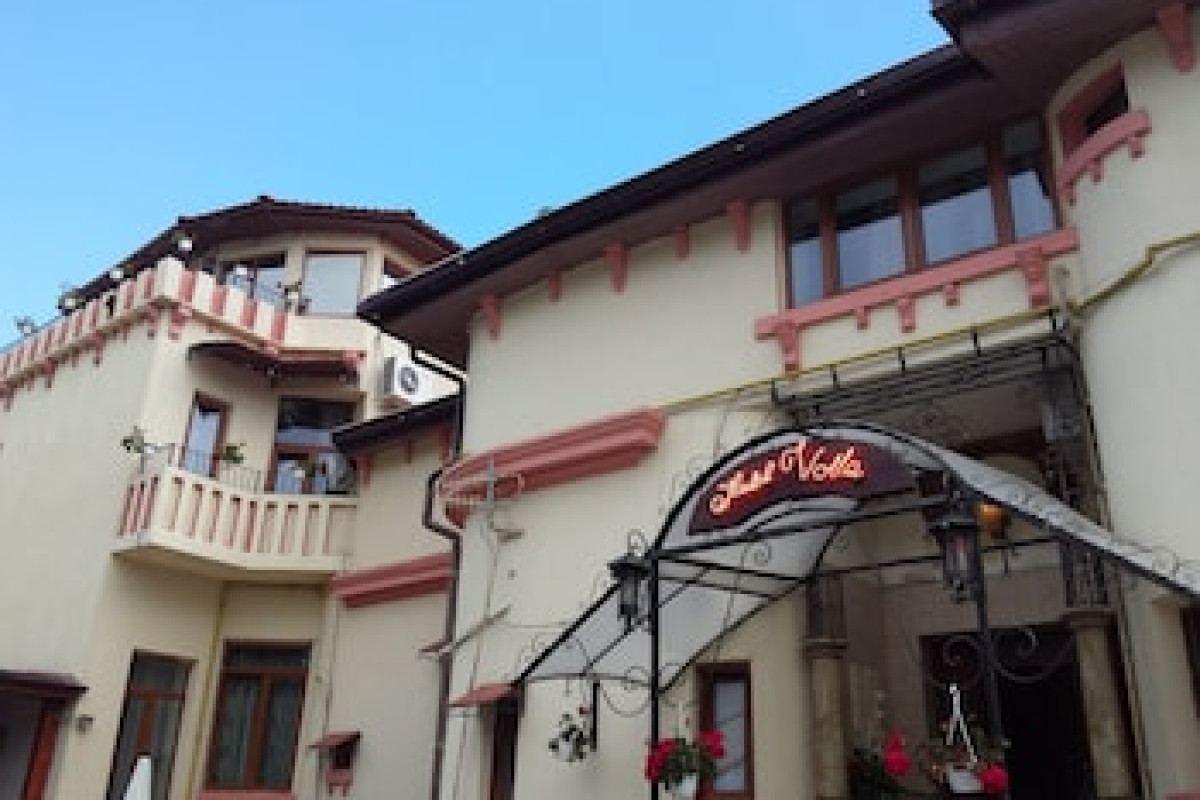 VOILA HOTEL