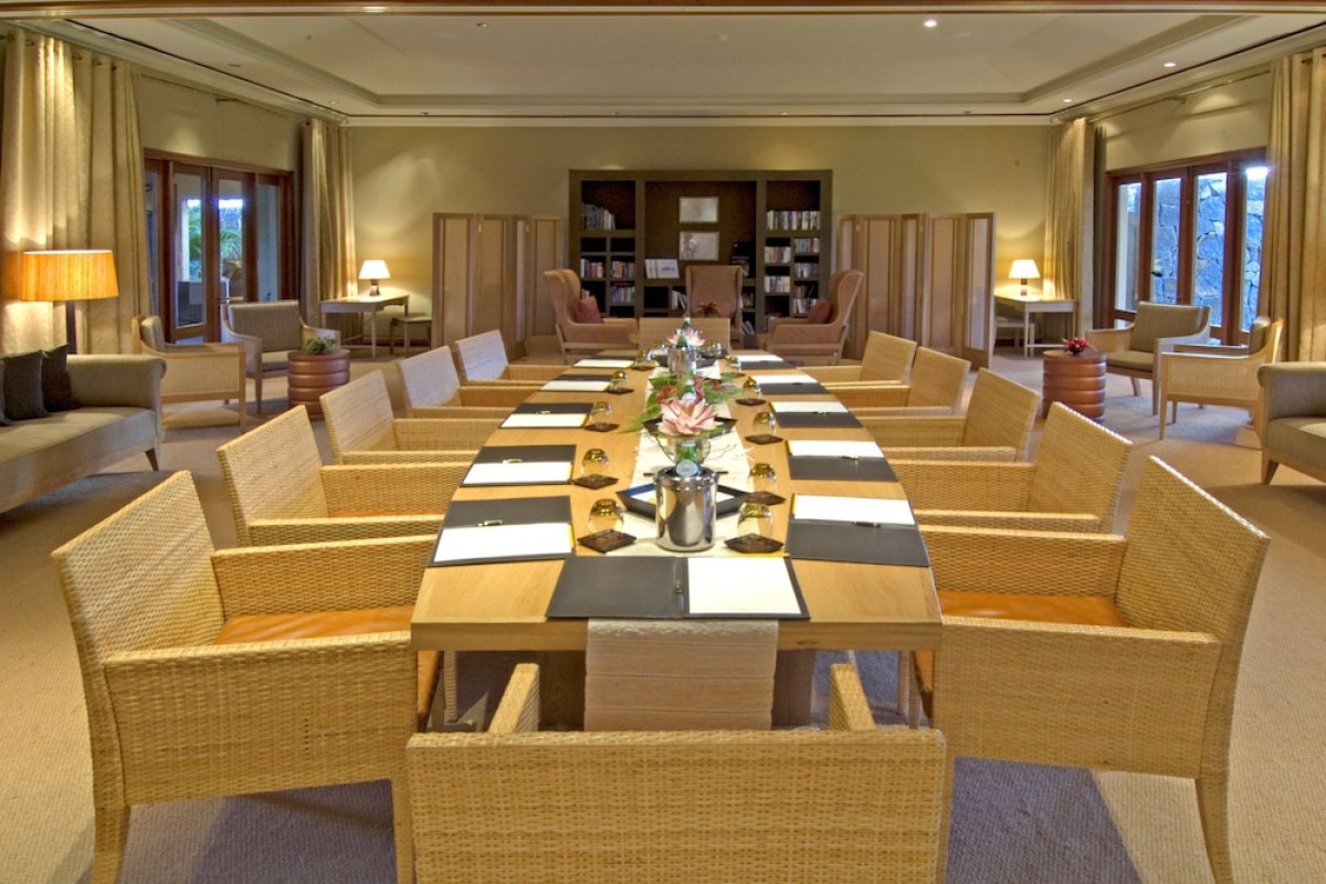 MARADIVA VILLAS RESORT AND SPA