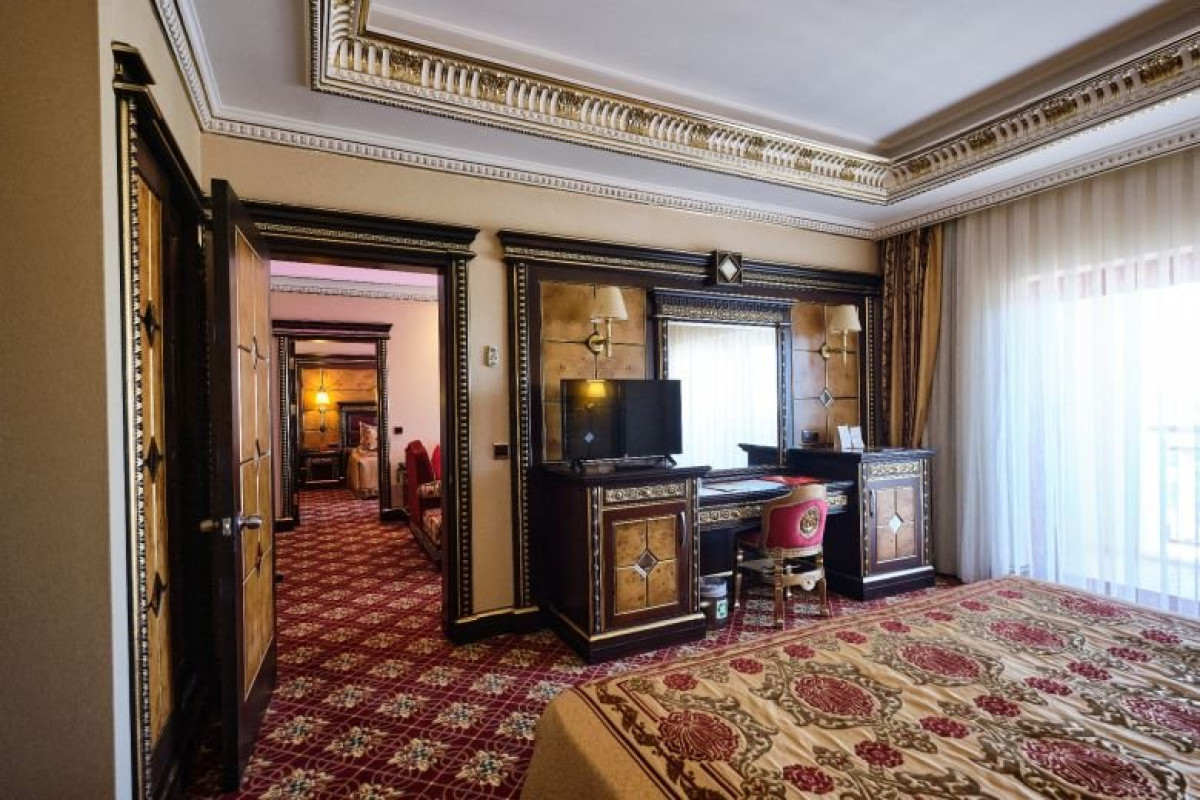 CLUB HOTEL SERA