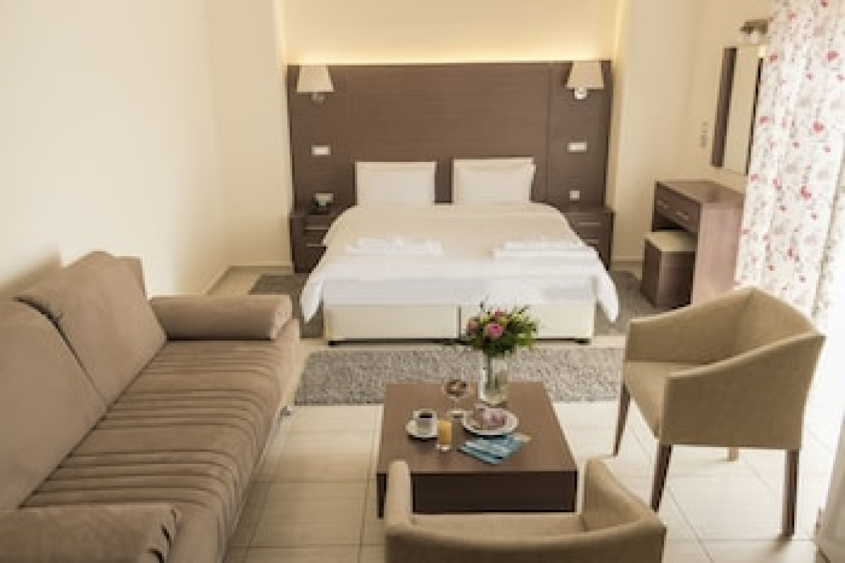 THALASSA APART HOTEL