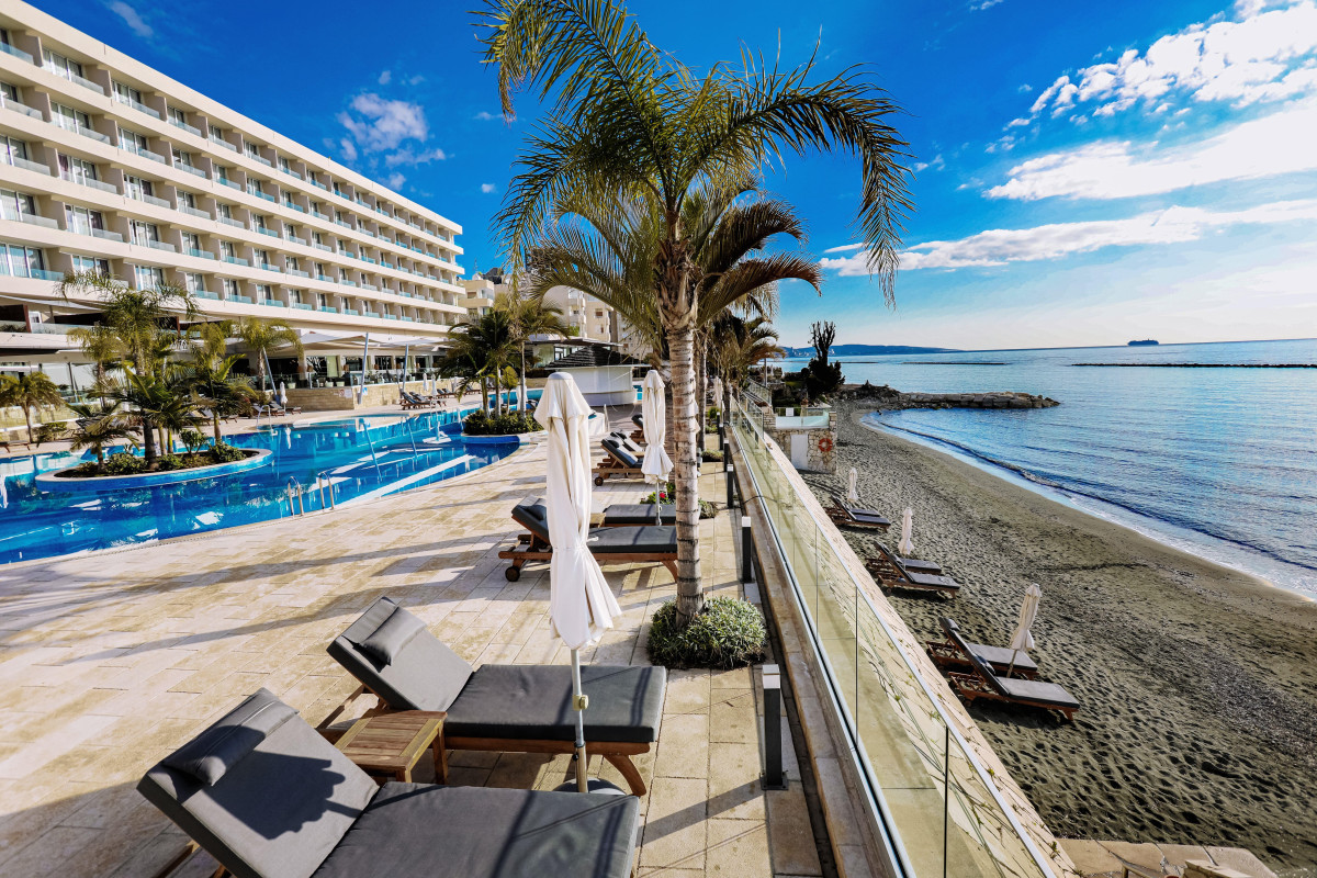 THE ROYAL APOLLONIA