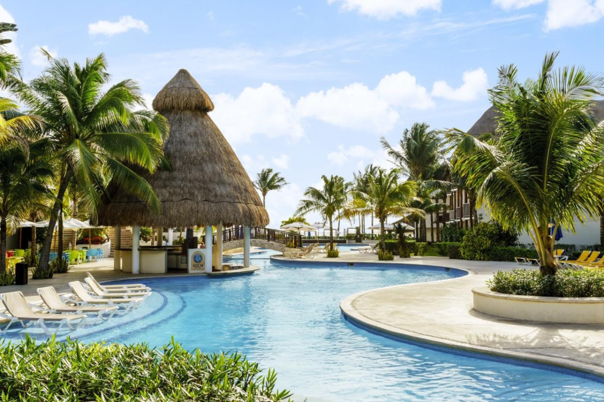 The Reef Coco Beach