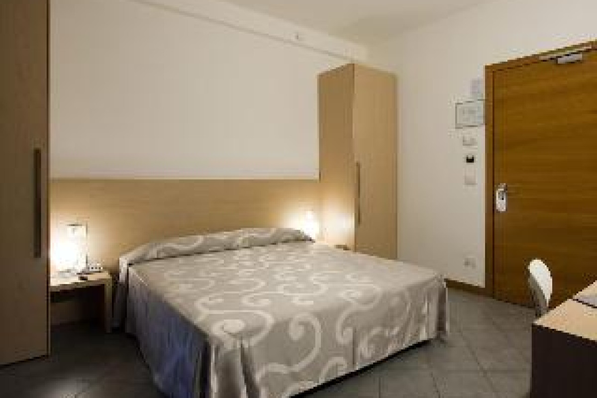 Eden Hotel