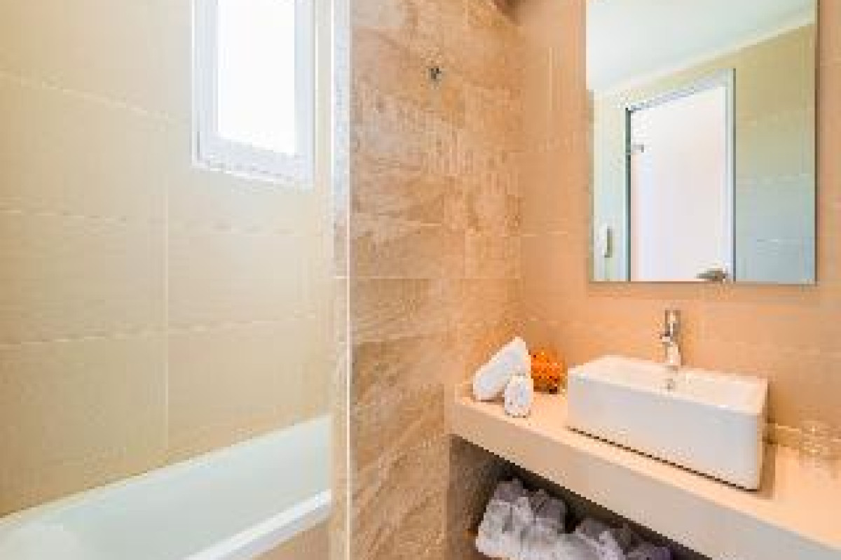 AFANDOU BAY RESORT SUITES