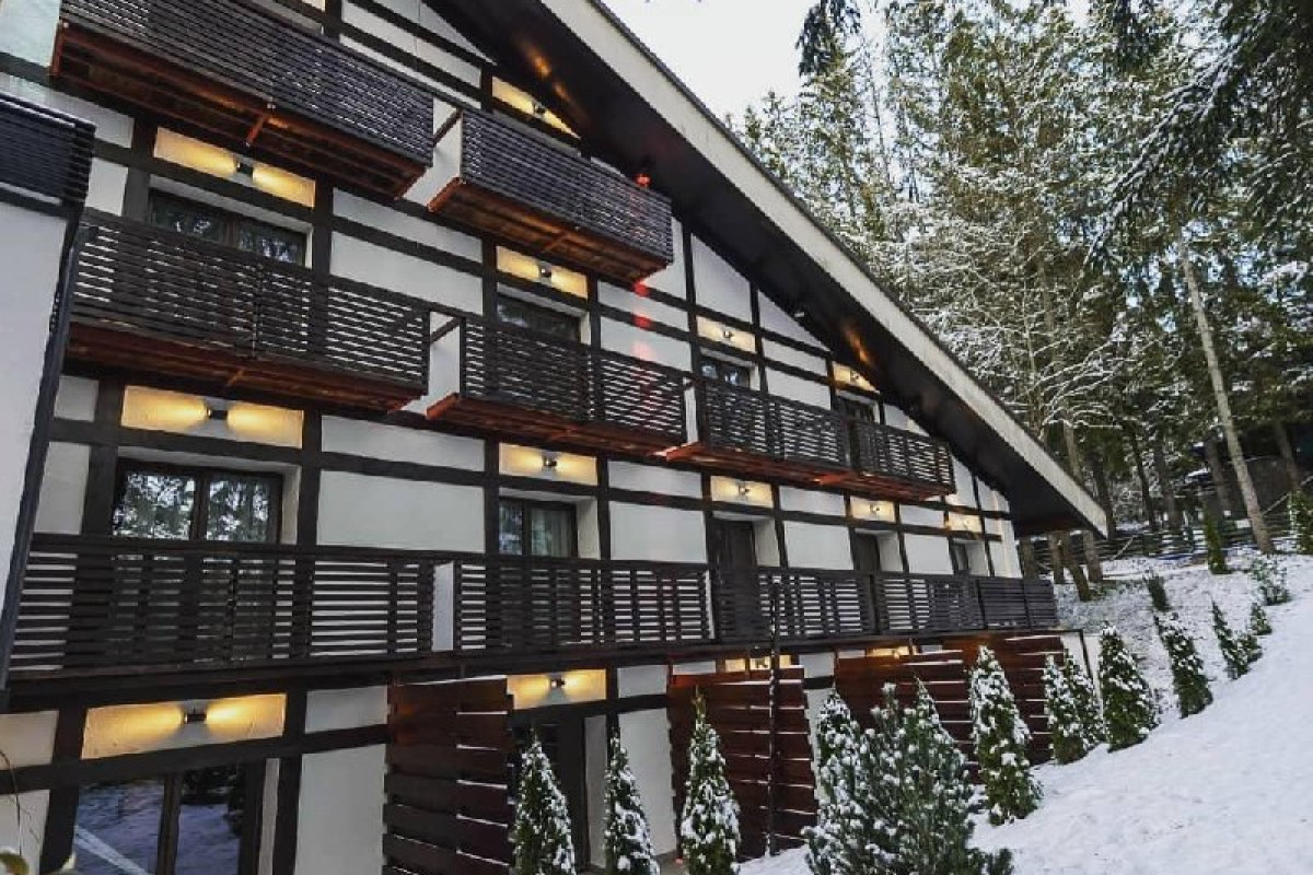 HOTEL ELEXUS PREDEAL