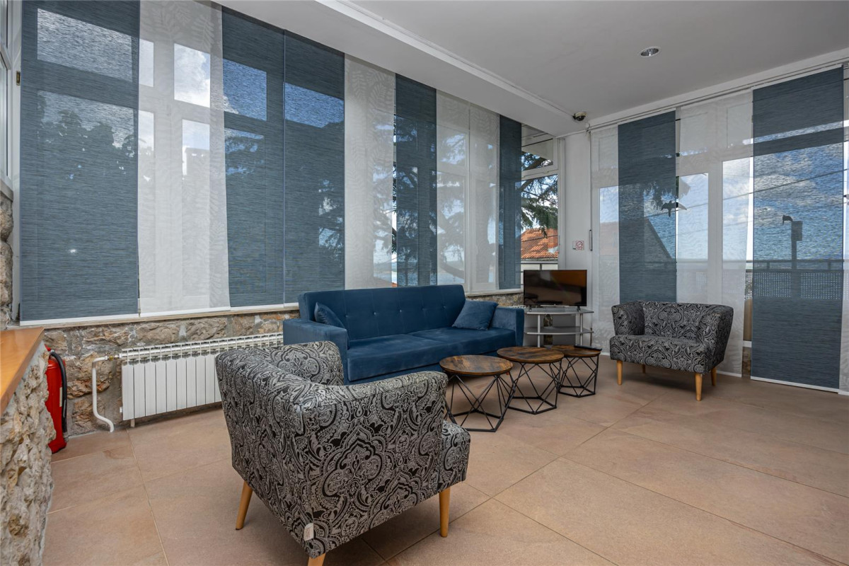 HOTEL VILLA AURORA 3*