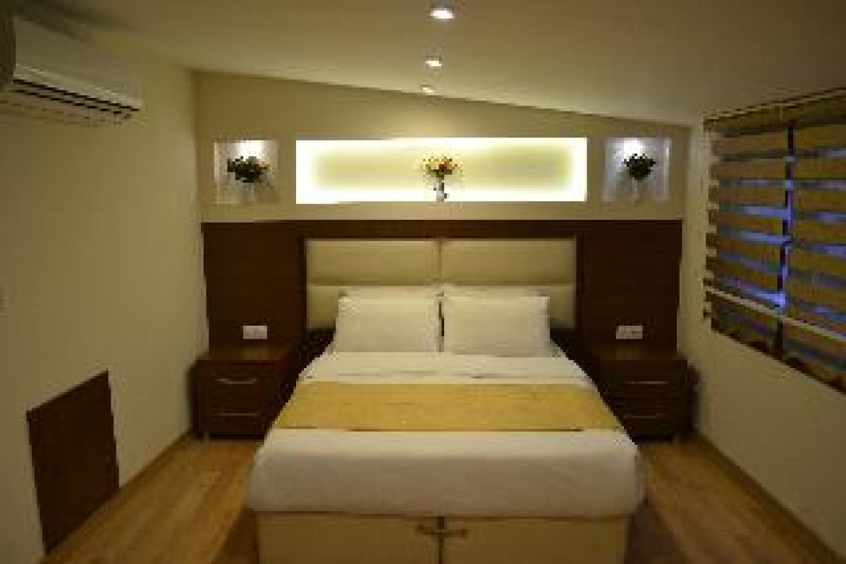 SEVEN DAYS HOTEL