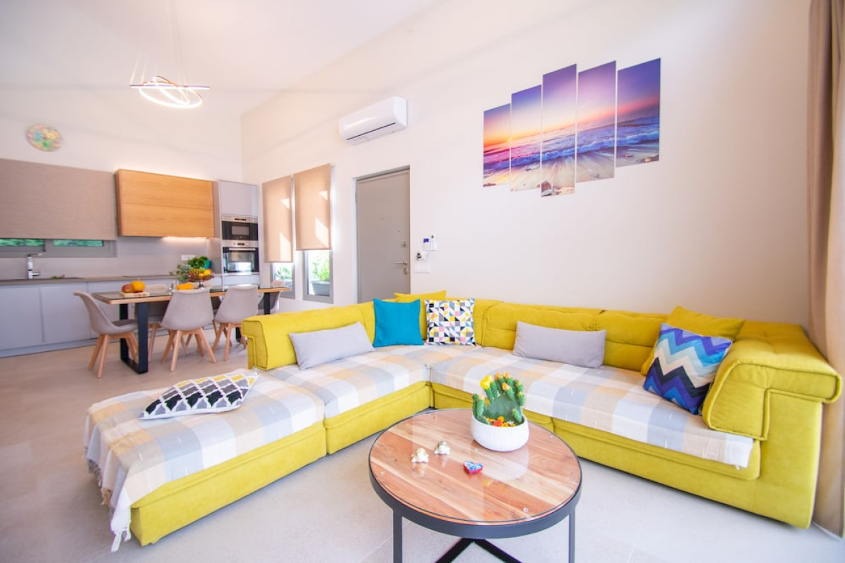 VILLA MANDI amp; JANI