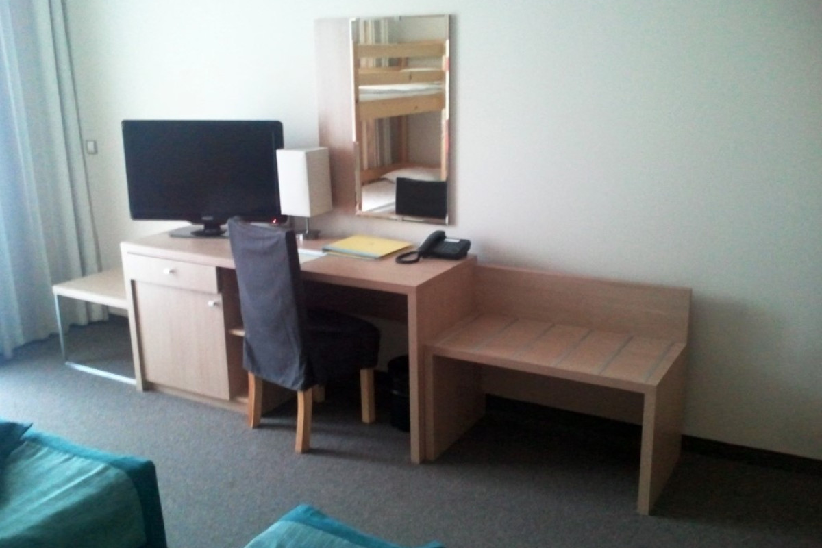 Azalia (St.Constantin:E) 4*