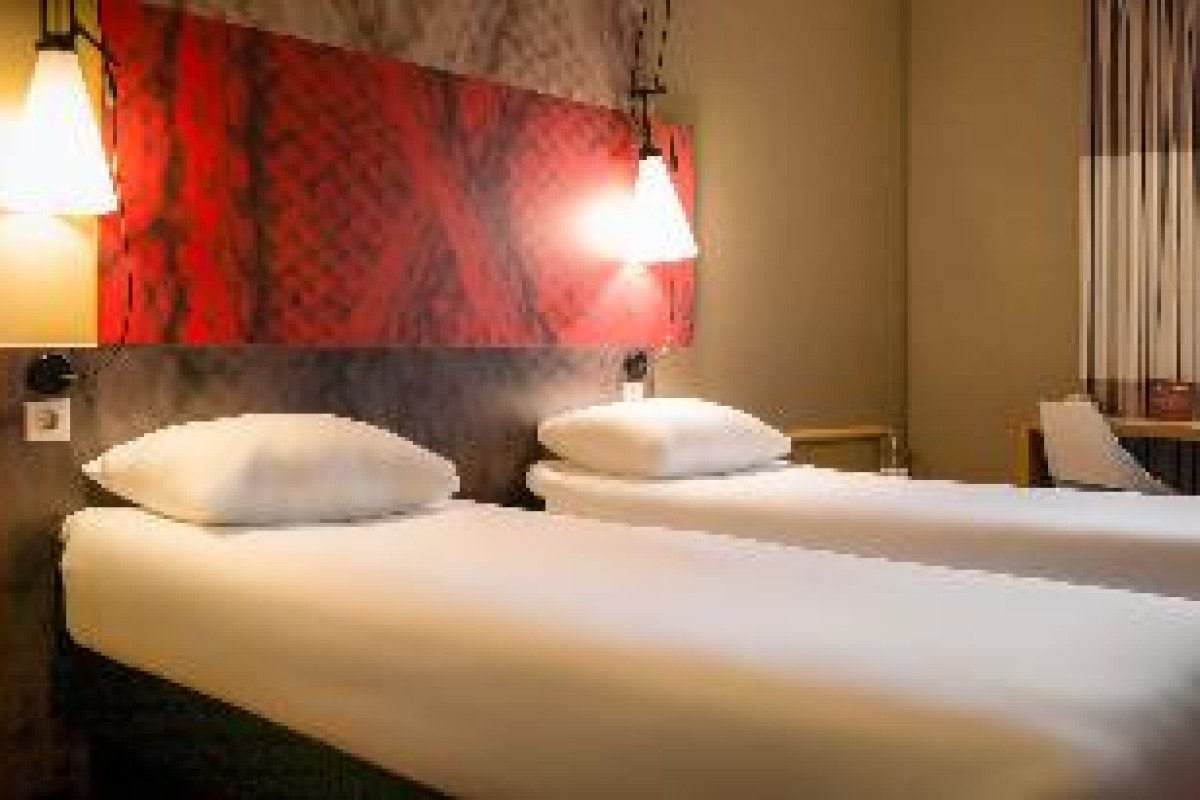 ibis Zurich City West Hotel