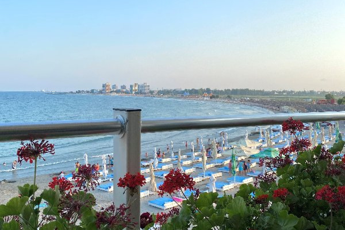 PALACE HOTEL RESORT.