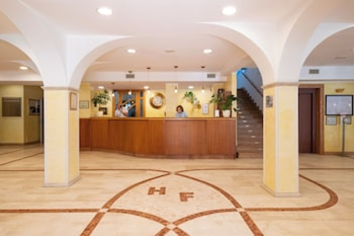 FLORIDA HOTEL