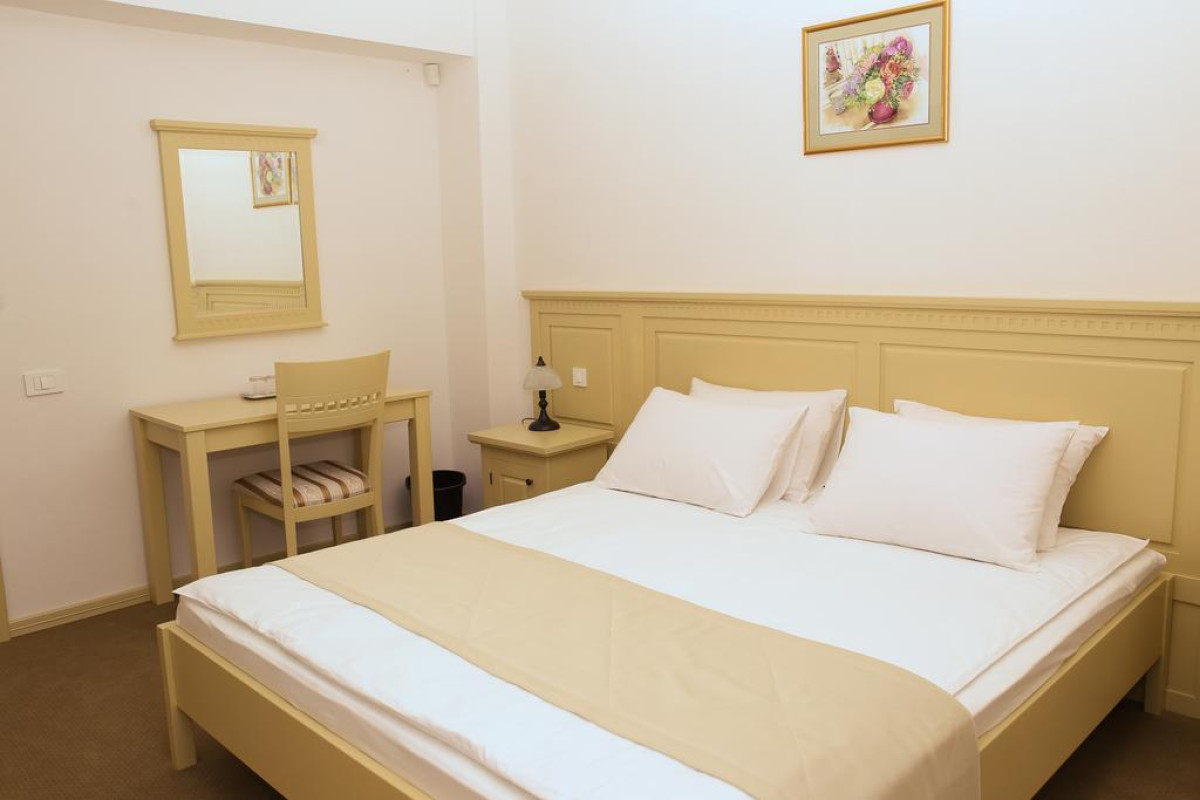 HOTEL BOHEMIA