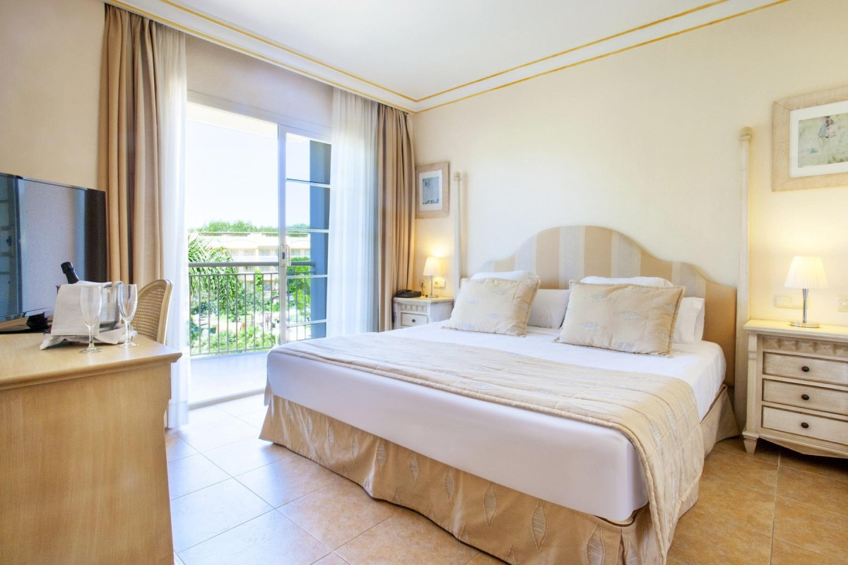 Viva Cala Mesquida Resort & Spa Adults Only