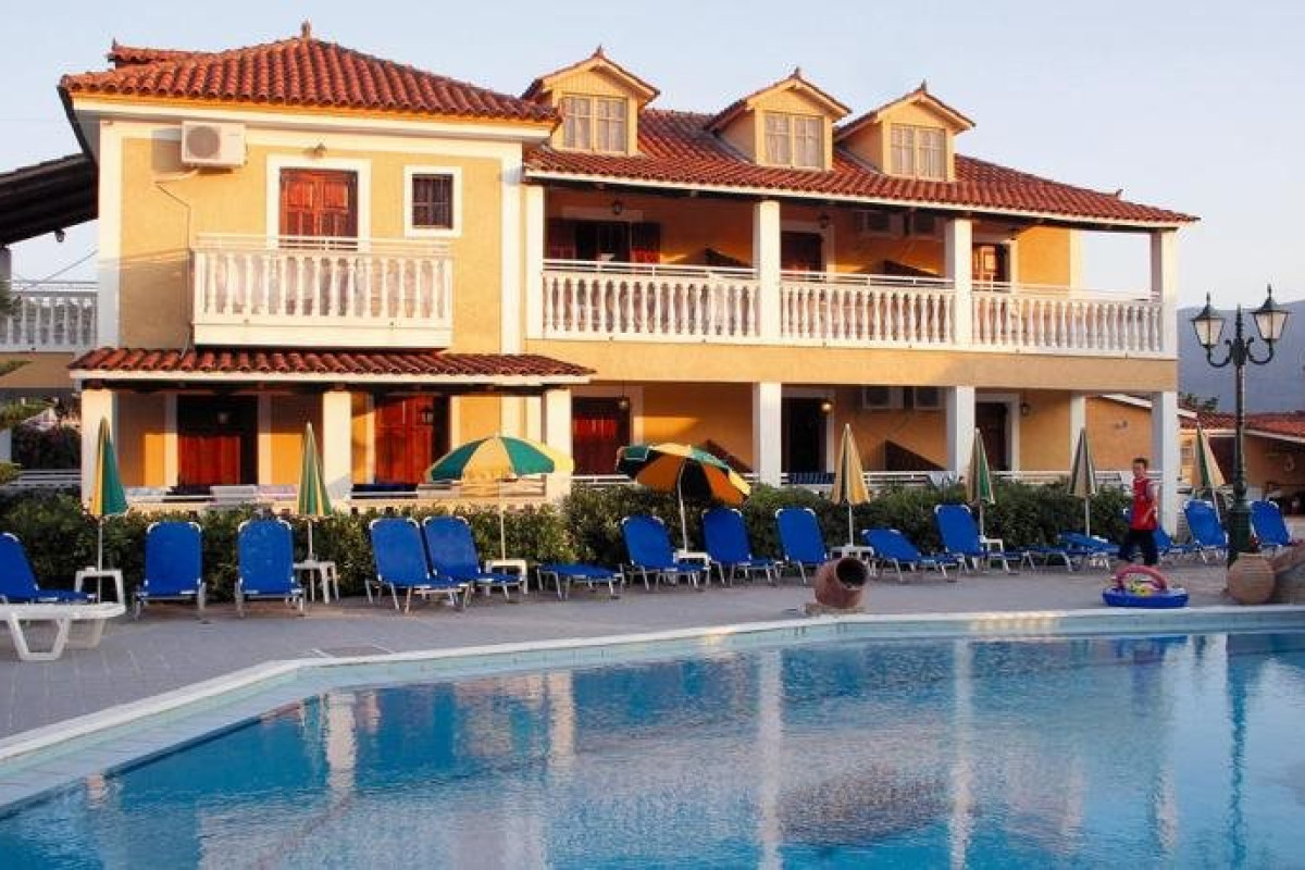 ELPIDA HOTEL