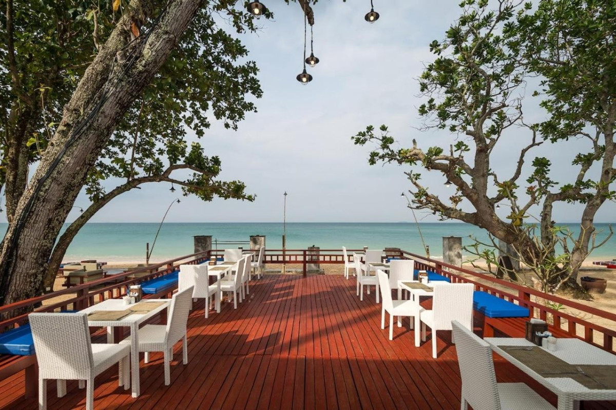 Lanta Sand Resort & Spa