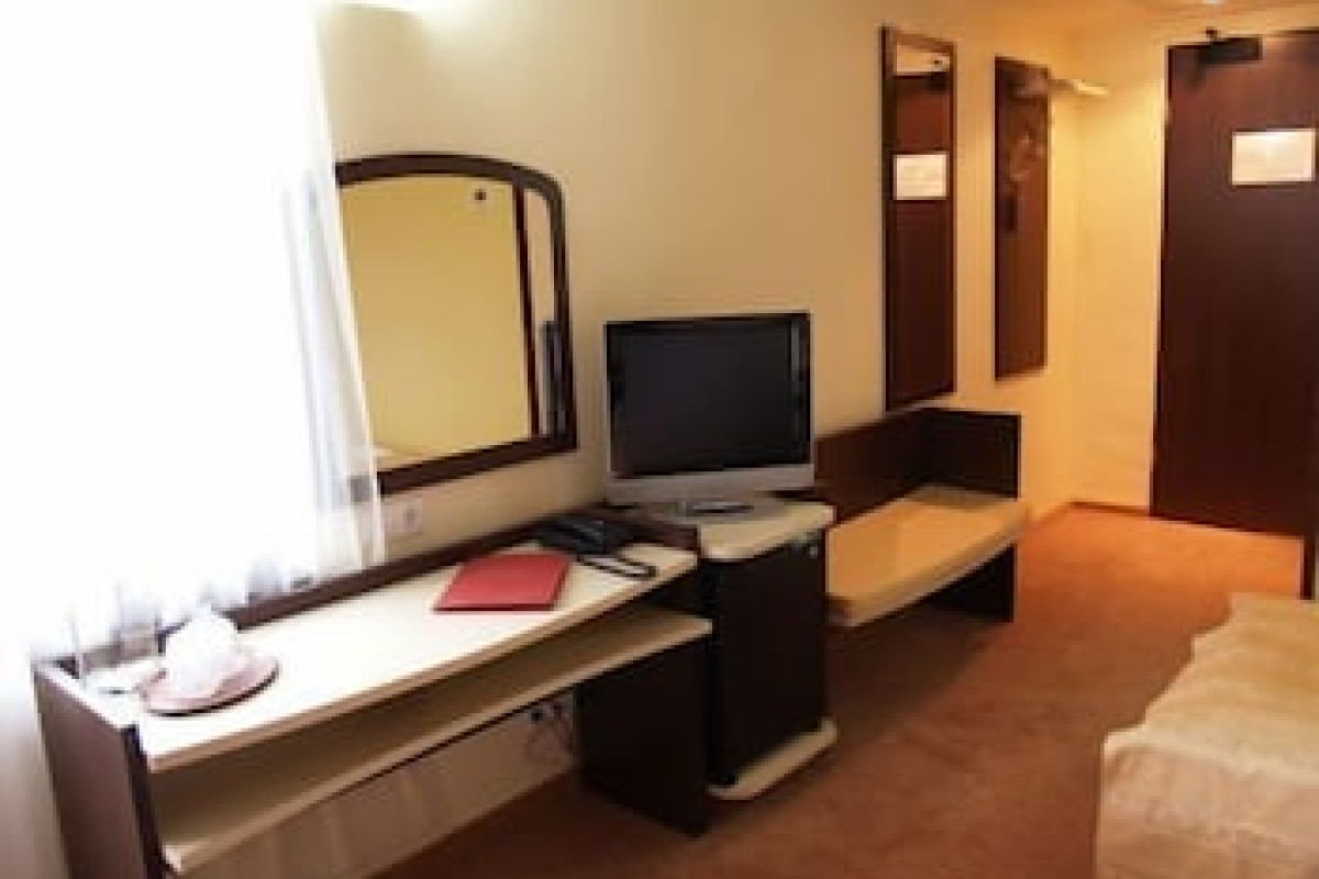 HOTEL RAPSODIA CITY CENTER