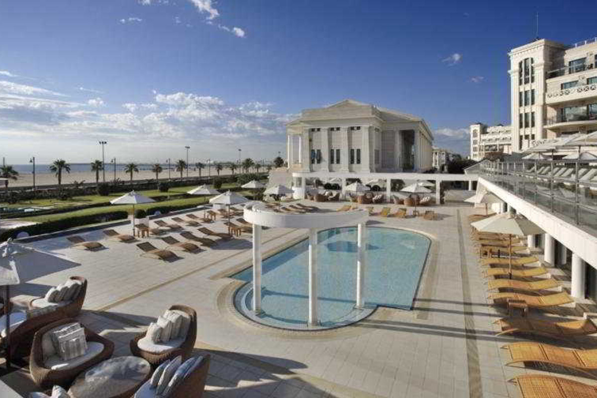 Las Arenas Balneario Resort