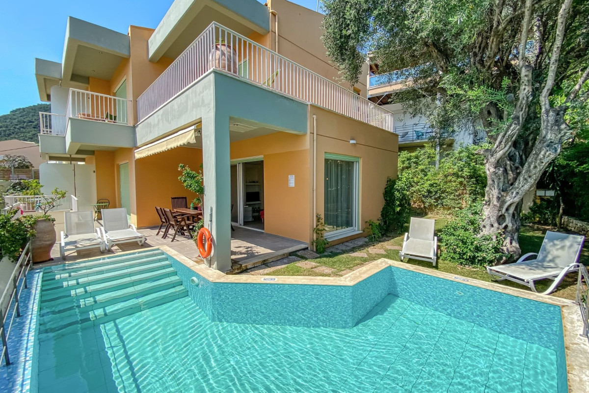 La Riviera Barbati Apartments
