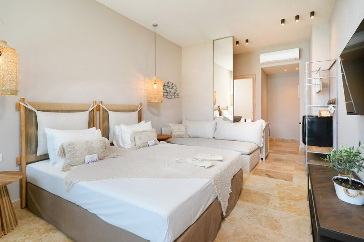 Essentia Luxury