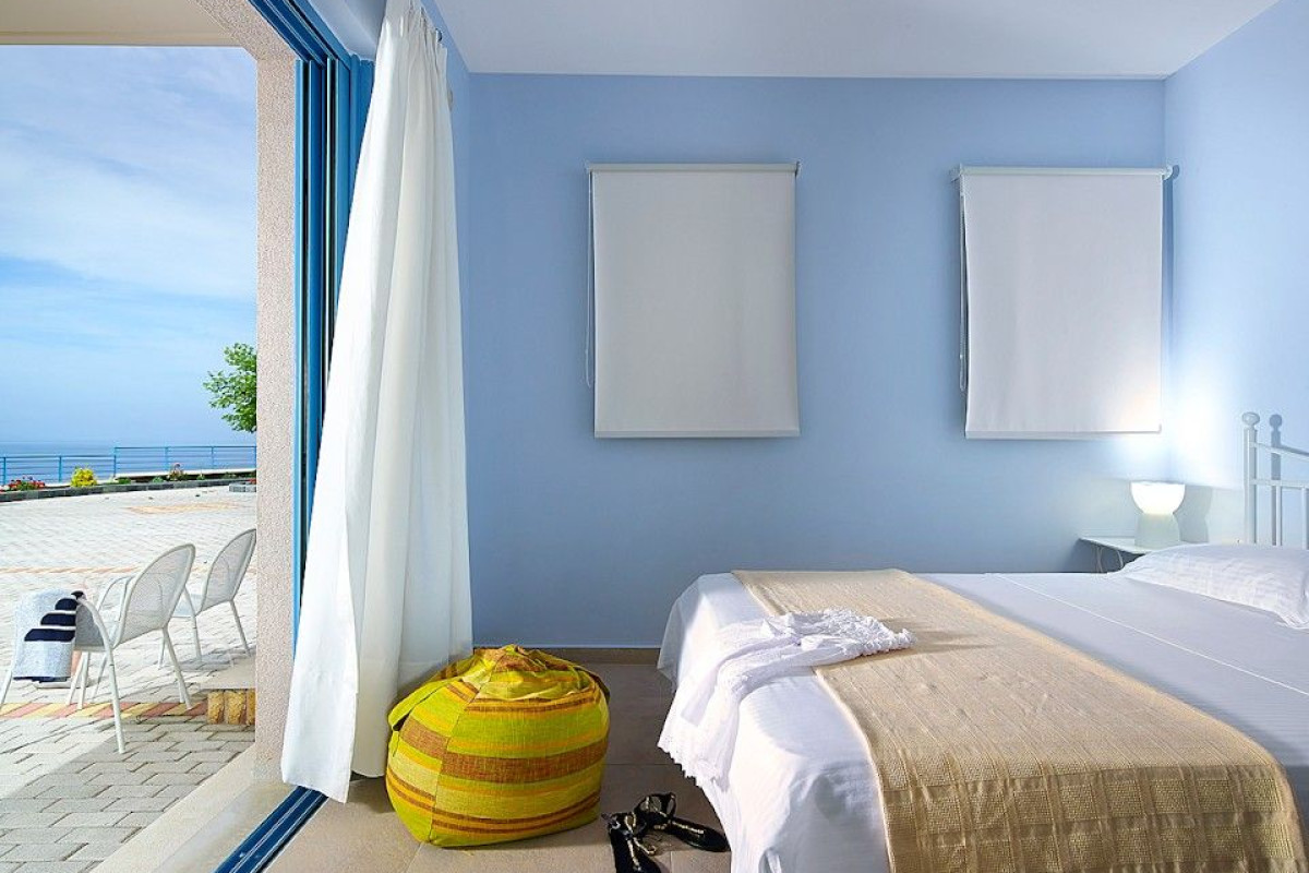 Xenia Residences & Suites