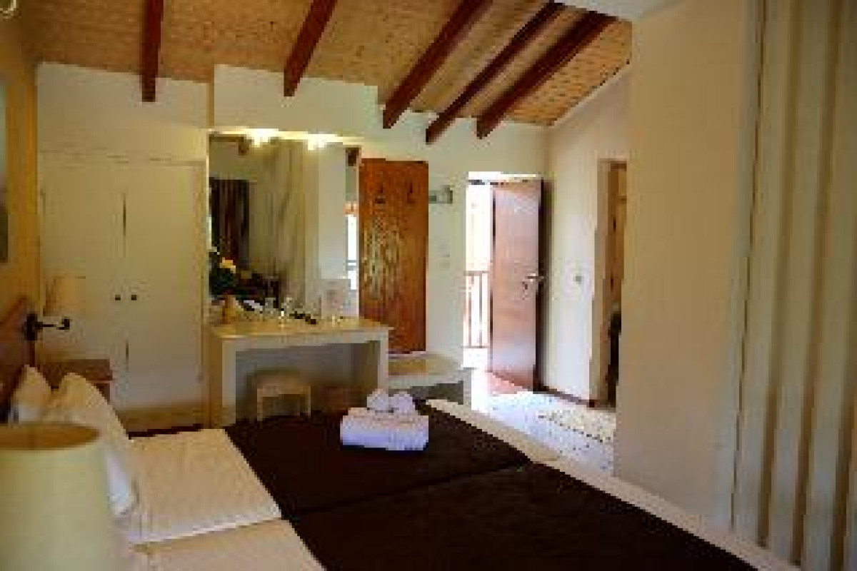 SUNRISE INN HOTEL