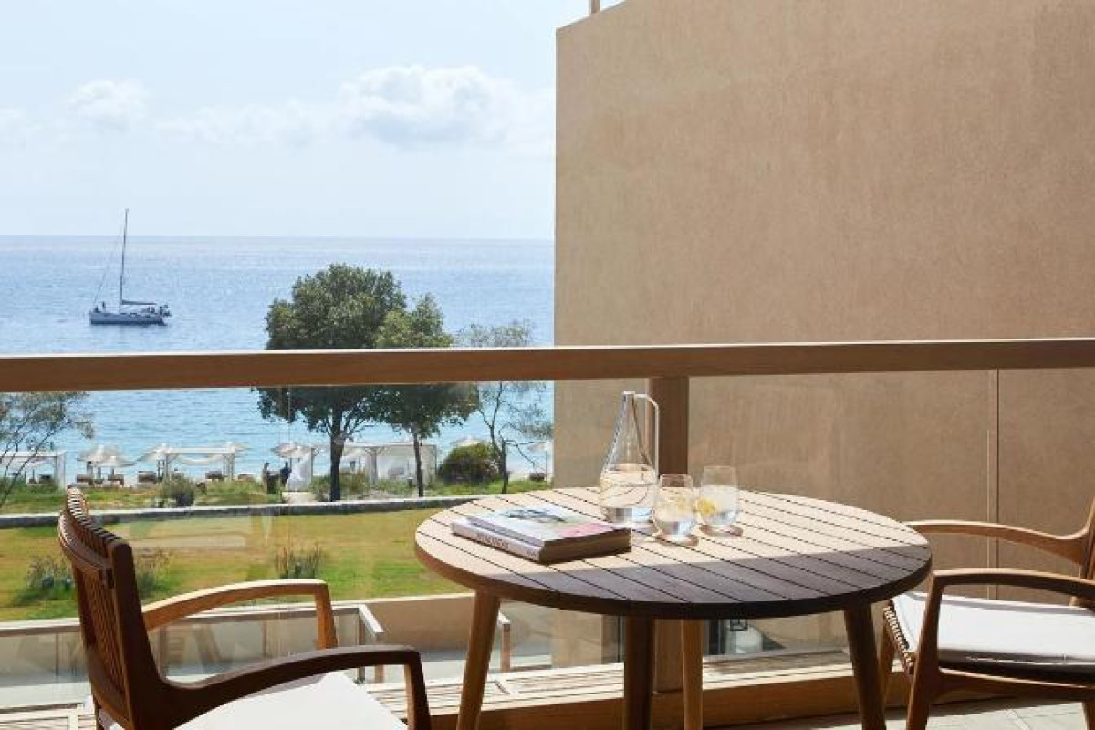 Elivi Skiathos (Koukounaries)