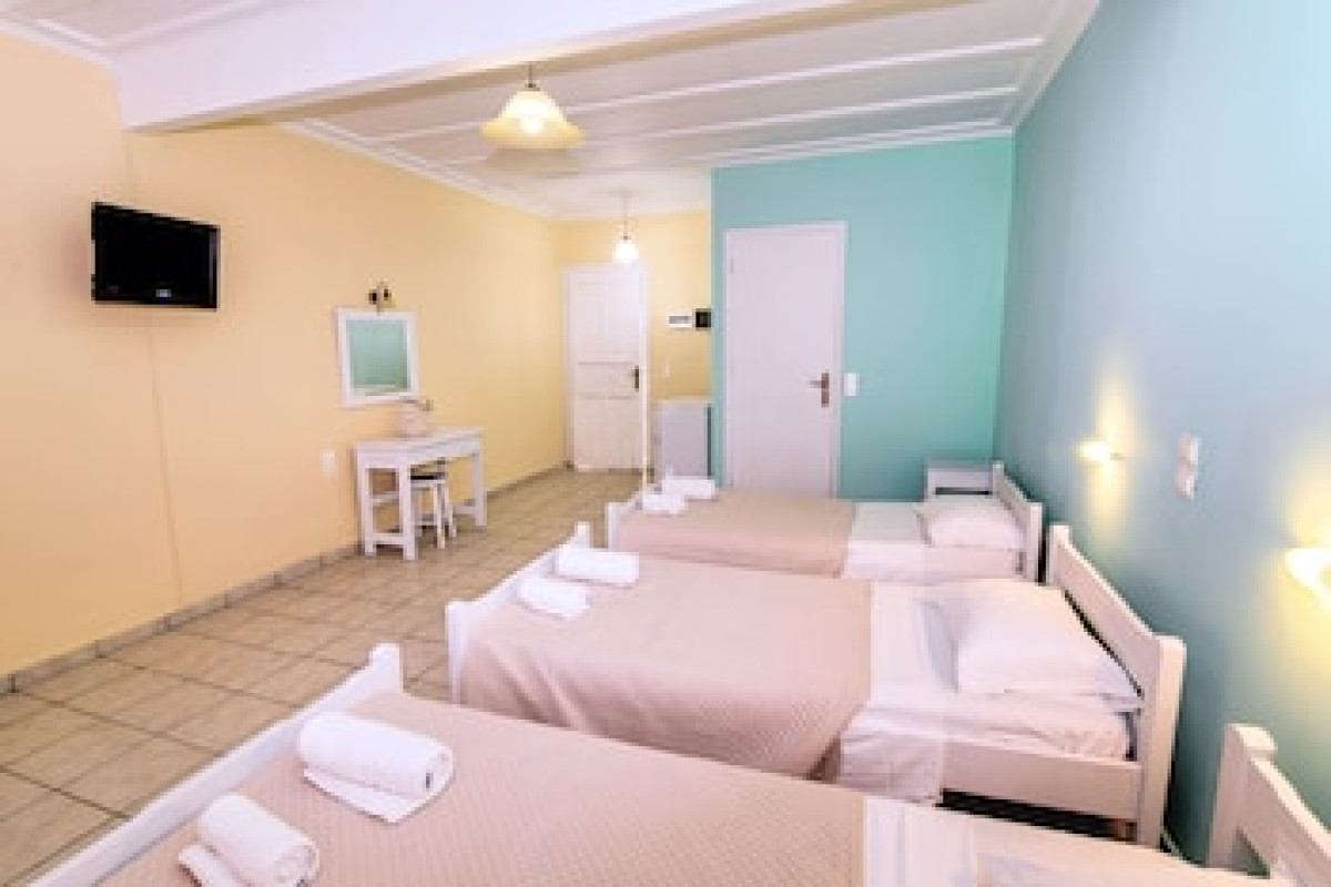 APPLE HOTEL