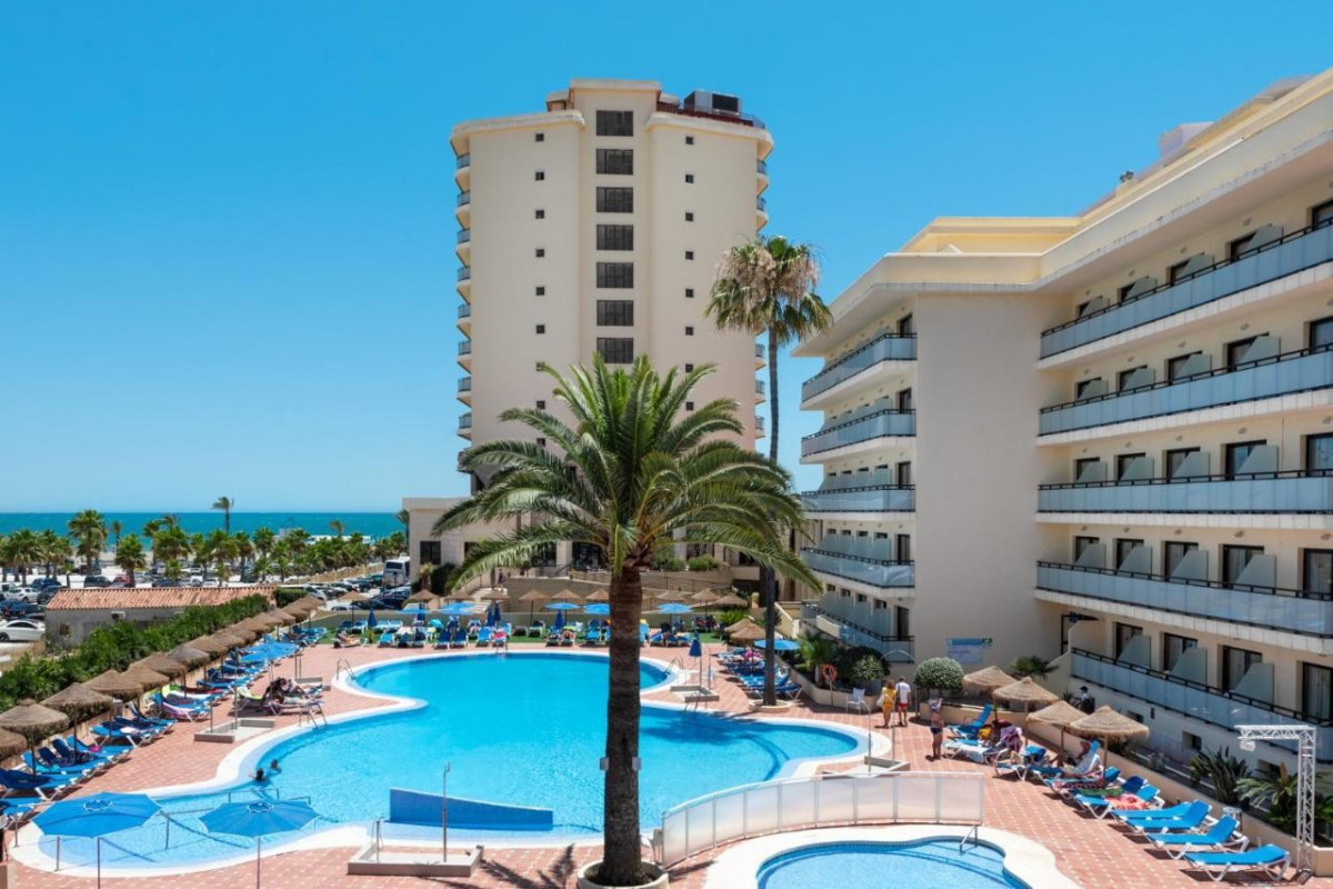 Puente Real Hotel