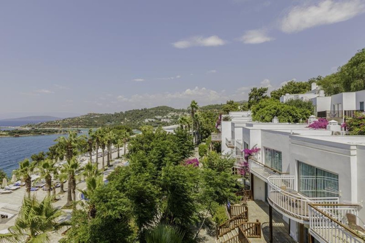 BLUE DREAMS RESORT AND SPA