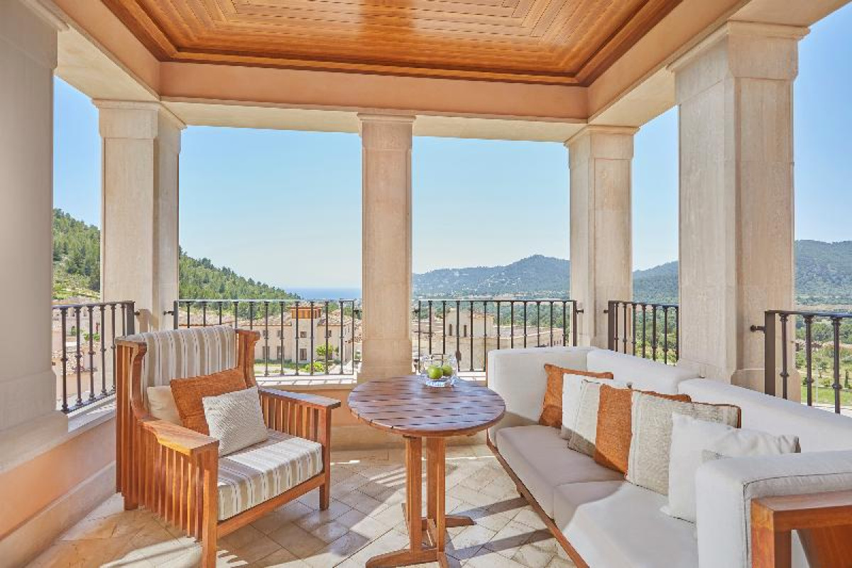 Cap Vermell Grand