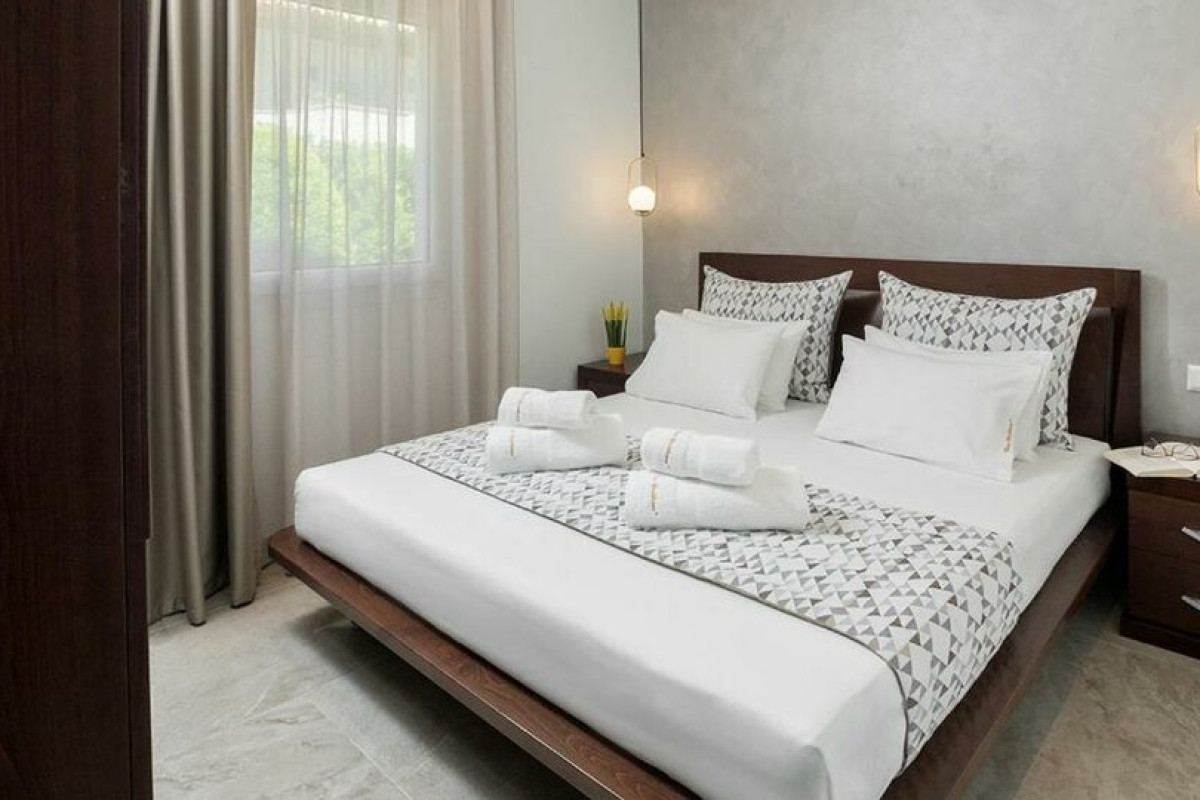 Sun Residence - Seaside Hotel  Suites