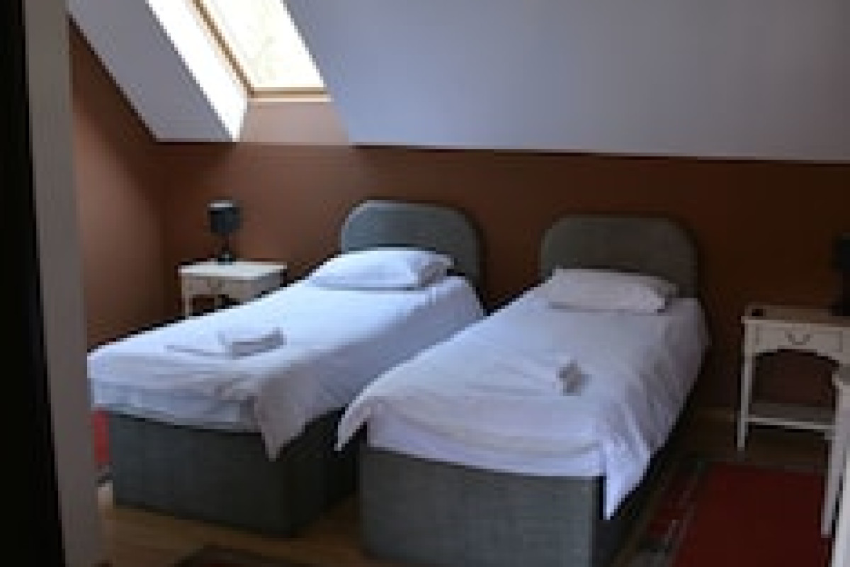CRISTIAN INN