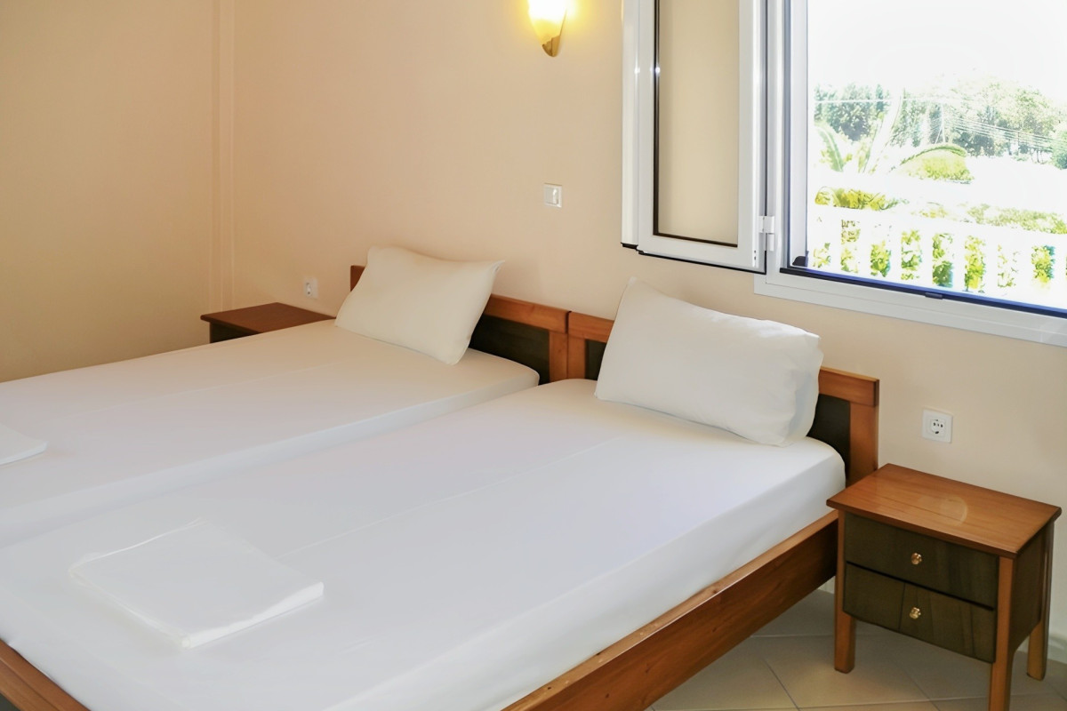 Brati Arkoudi Hotel