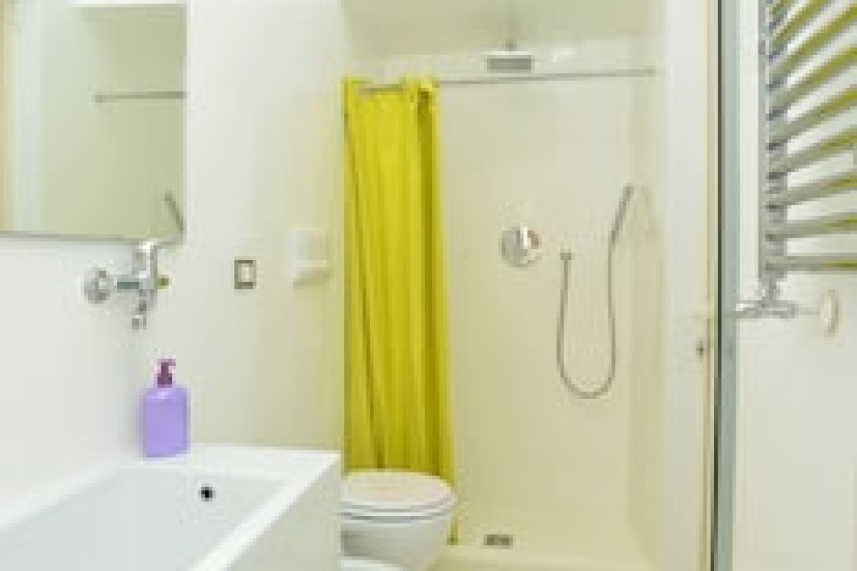 IZZHOME DESIGN APARTMENT