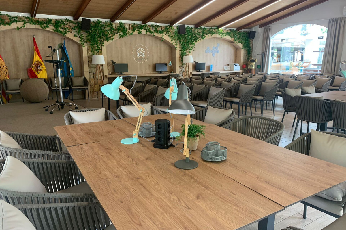Bahia de Alcudia Hotel  Spa
