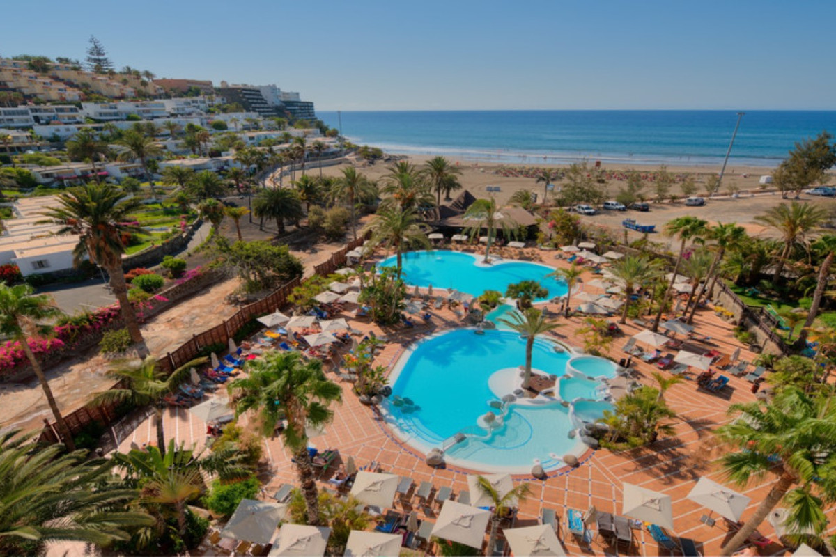 Corallium Beach by Lopesan Hotels
