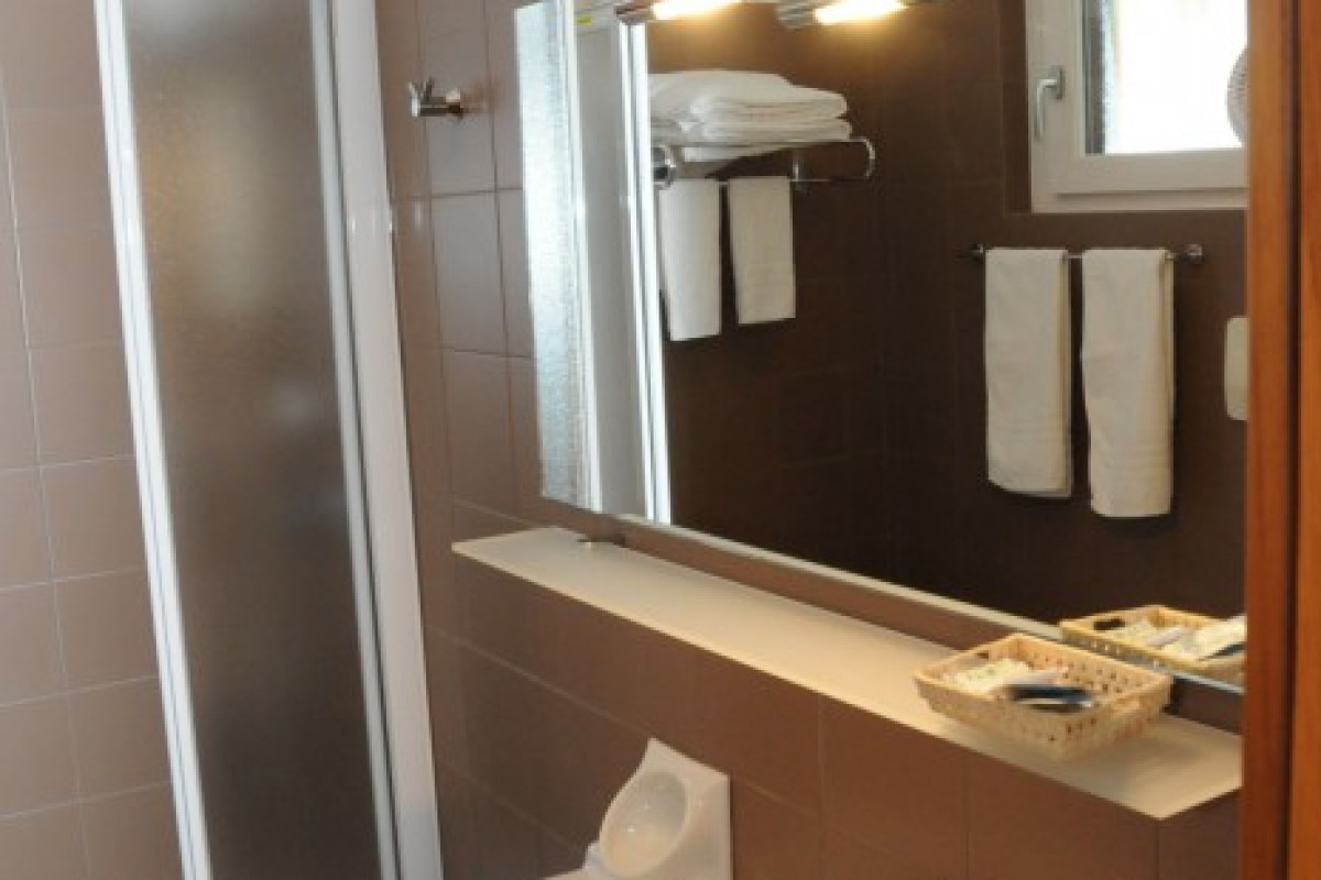 ARNICA HOTEL