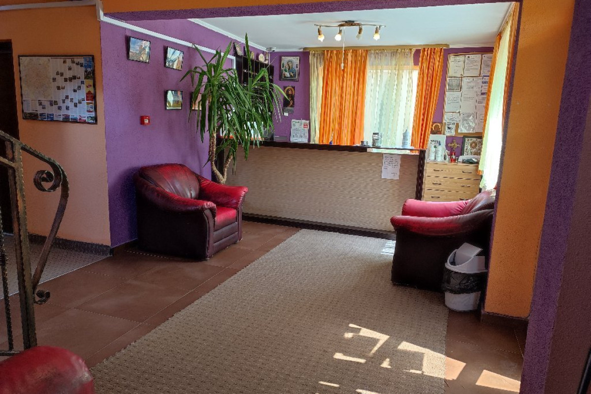 HOTEL IRI.