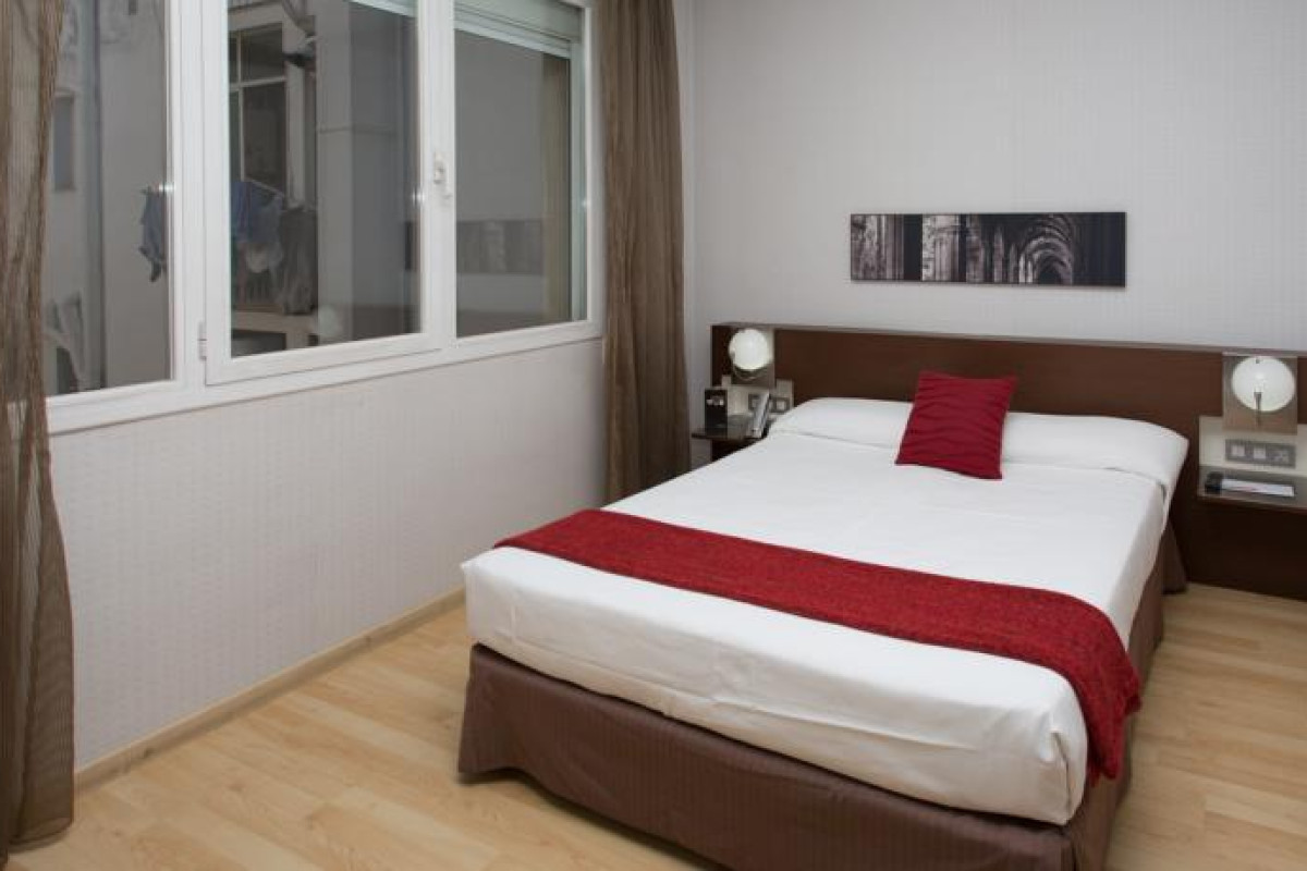 Atenea Rekord Suites