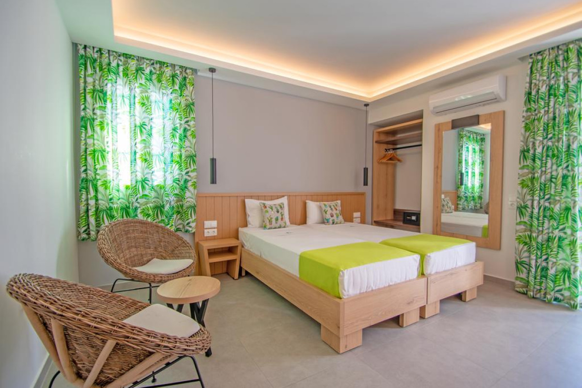 CACTUS HOTEL