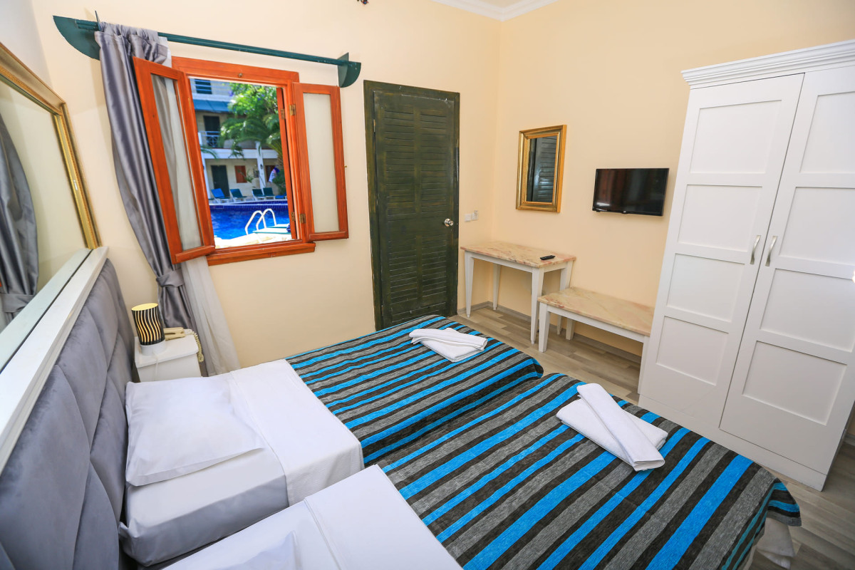 Hotel Bleu Nuit