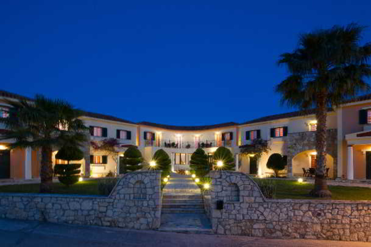 ELANTHI VILLAGE APARTMENTS